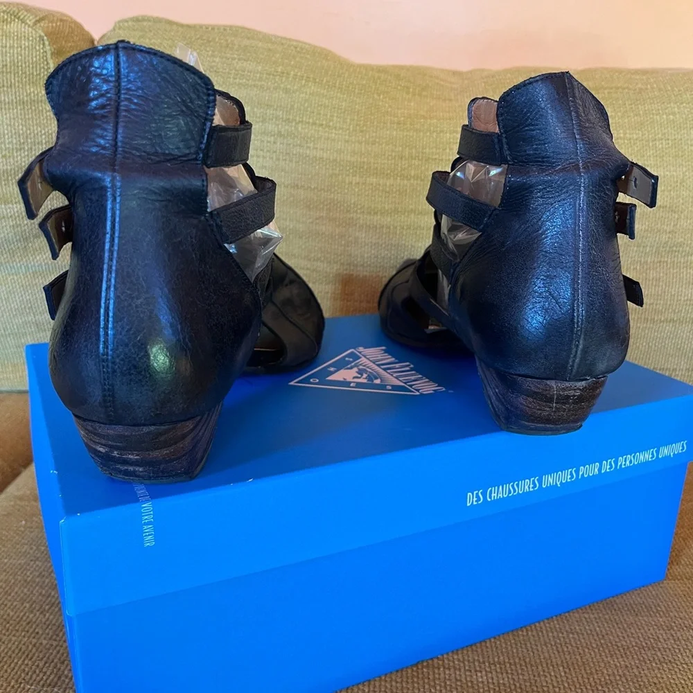 Black Fluevog Bekkie size 10 - Picture 5 of 6